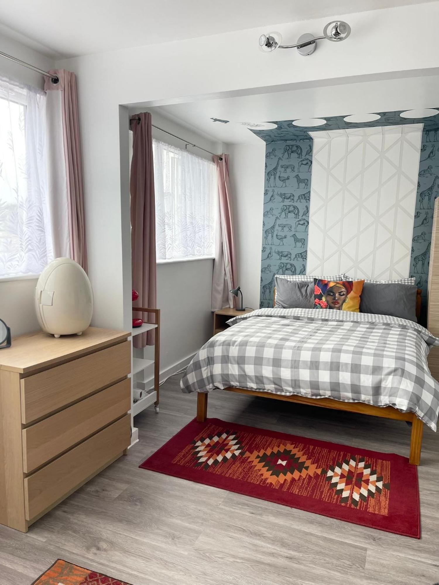 Apartment Penn Gardens Flat 1 - 2 - 3 & 4 Apartments *